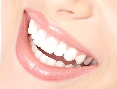 上海拜尔口腔牙齿种植 最长的患者已经使用了40多年